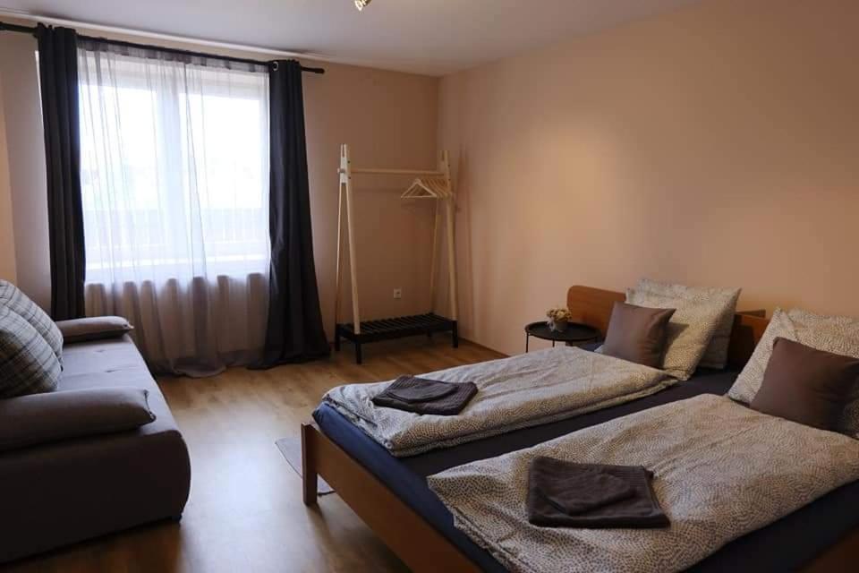 Kajári Apartmanház Balatonfőkajár Esterno foto